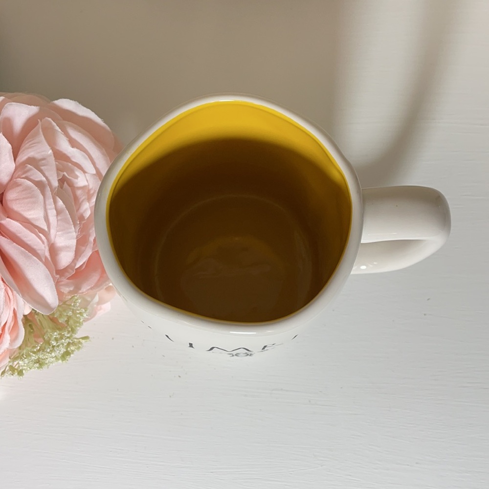 NWT Rae Dunn BUMBLE BEE Mug - Picture 2 of 4